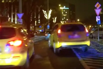 Szétcsap a rendőrség a budapesti autósok között, jelöletlen autókkal vadásznak a forgalomban