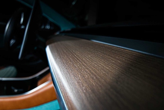 Így már kicsit sem unalmas a Model 3-as belseje 7