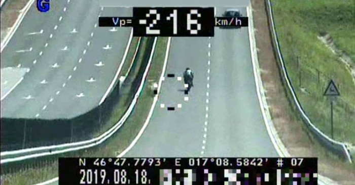 Ők voltak 2019 legdurvább hazai gyorshajtói, akiket elkapott a traffipax 2 | Vezess Ők voltak 2019 legdurvább hazai gyorshajtói, akiket elkapott a traffipax 2