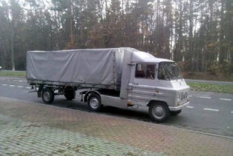 Ez Żuk kamion mindent visz! Mindent, is!