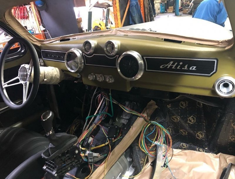 Iszonyat menő terepjáró készült egy öreg orosz vasból 3