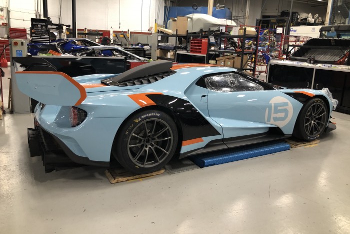 Ikonikus festést kapott ez az új Ford GT