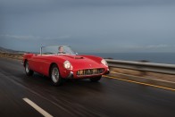 Milliárdos szépség a Pininfarina kabrió Ferrari 250 GT-je 29
