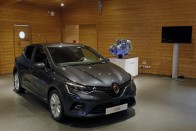 Végigpróbáltuk a Renault összes hibridjét 48