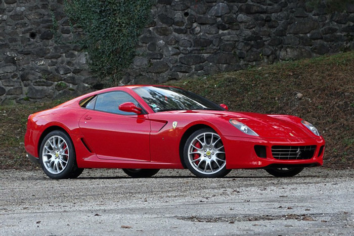 F1: Eladó Schumacher szolgálati Ferrarija