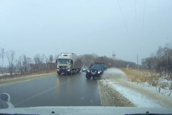 Valódi horrort élt át az autós a tükörjégen