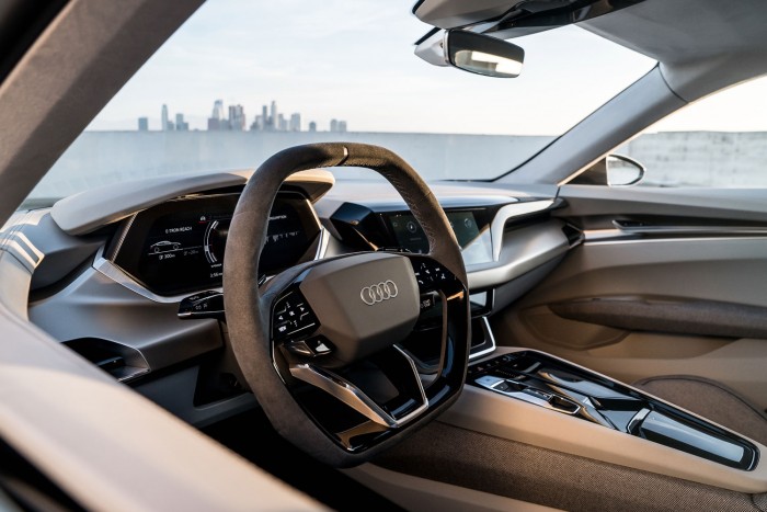 Forradalmi változások előtt áll a magyar autóvásárló? 32 | Vezess Forradalmi változások előtt áll a magyar autóvásárló? 32