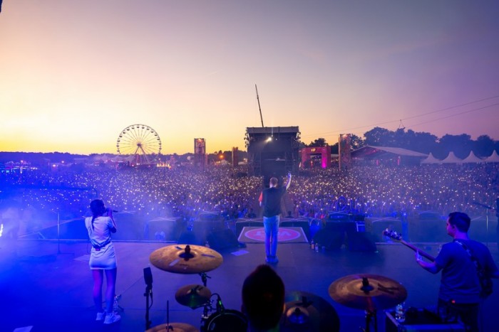 Veterán punk legendák, és egyéb világsztárok jönnek idén a Volt Fesztiválra