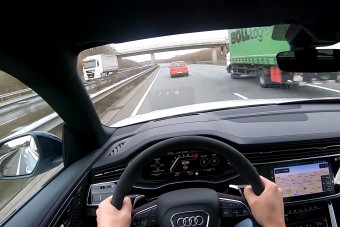 300-zal hasít az Audi 600 lóerős nehézbombázója