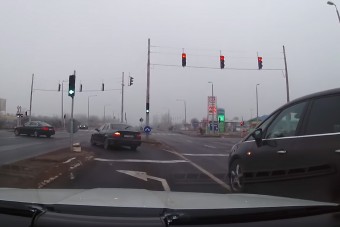 Ismét akcióban az álcázott rendőrök, itt az új videó