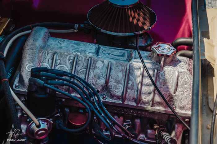 Valódi művészetet találunk az öreg Lada orrában 8