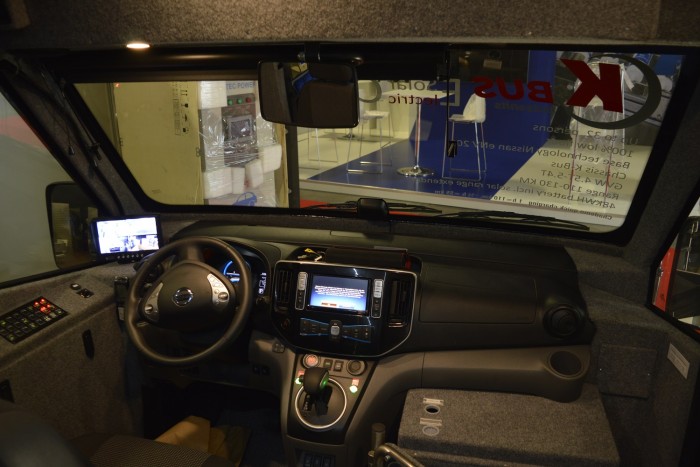 Napelemes kisbuszt építettek a Nissan furgonjából 1