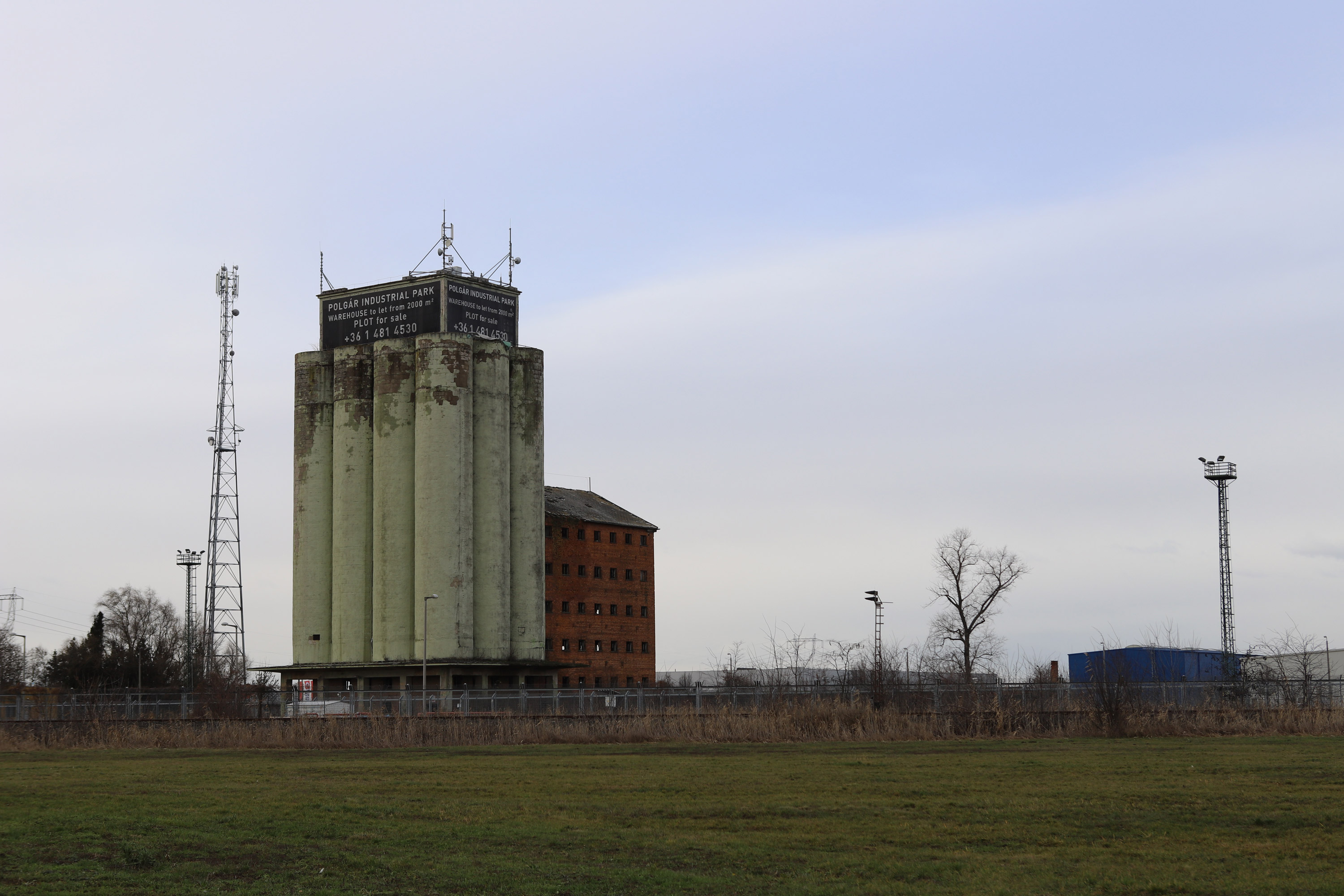 Út a bedöglött Ikarus-gyártól az atombunkeren át egészen a keleti végekig 15