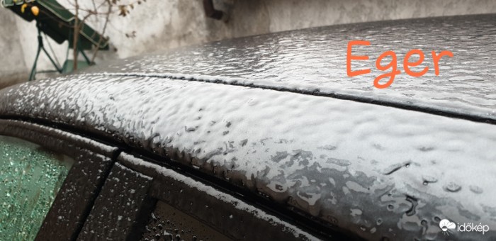 Fotókon az ónos eső mai áldozatai 4 Fotókon az ónos eső mai áldozatai 4