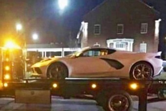 Utcai versenyzés miatt tartóztattak le Corvette-mérnököket