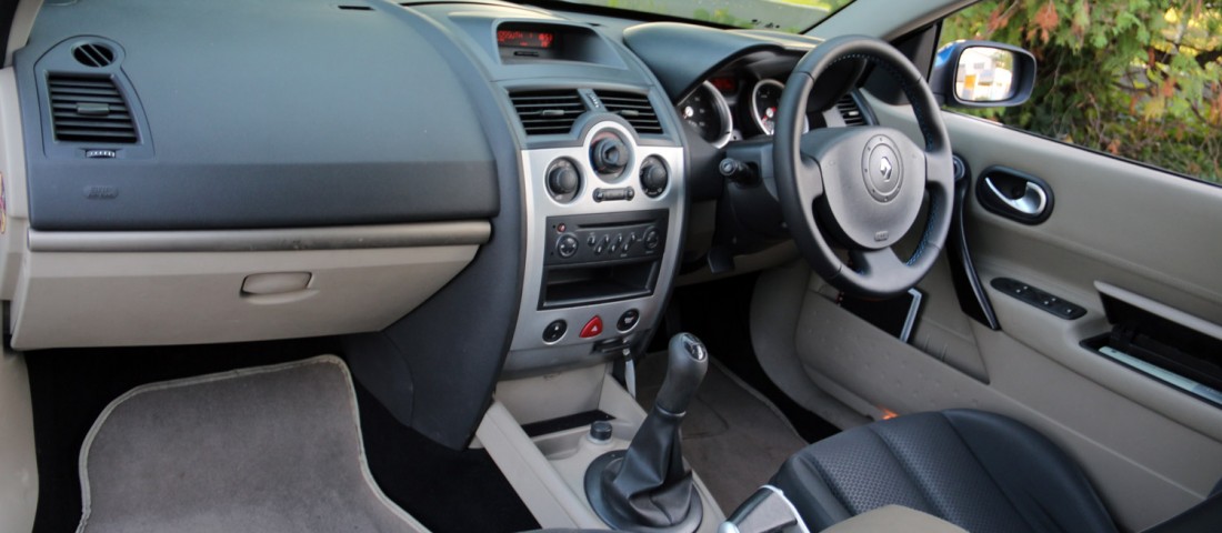 Használt autók, féláron: mi benne a buktató?