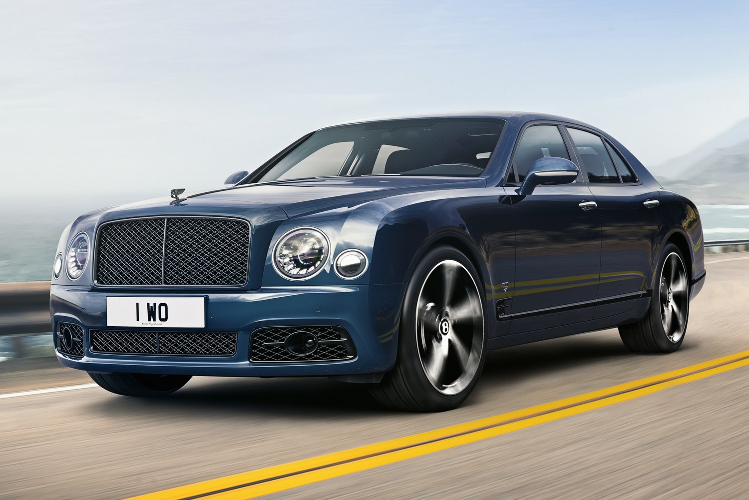 Stílusosan búcsúzik a legnagyobb Bentley 15