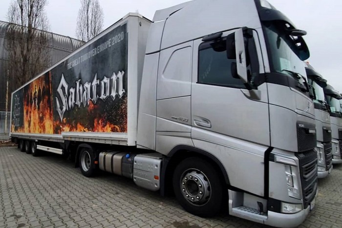 Budapesten járt a népszerű svéd kamionos hölgy 3 | Vezess Budapesten járt a népszerű svéd kamionos hölgy 3