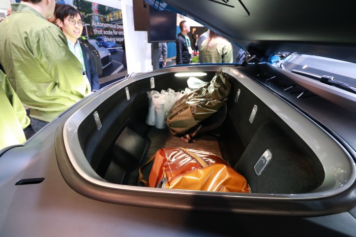 Komoly ellenfelet kaphat a Tesla Cybertruck, a Rivian már célegyenesben van 31 Komoly ellenfelet kaphat a Tesla Cybertruck, a Rivian már célegyenesben van 31