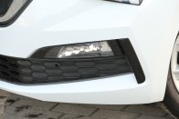 Teszt: Škoda Scala 1,0 TSI Ambition – Földközelben 48