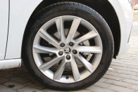 Teszt: Škoda Scala 1,0 TSI Ambition – Földközelben 49