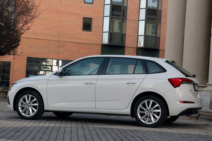 Teszt: Škoda Scala 1,0 TSI Ambition – Földközelben 1 Teszt: Škoda Scala 1,0 TSI Ambition – Földközelben 1