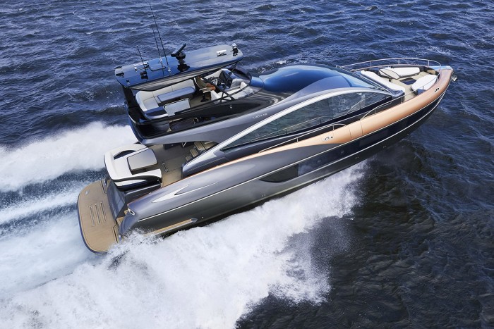 IV-es Golftól az 1,2 milliárd forintos jachtig. Ezeket IS vezettük 2019-ben 11 | Vezess IV-es Golftól az 1,2 milliárd forintos jachtig. Ezeket IS vezettük 2019-ben 11