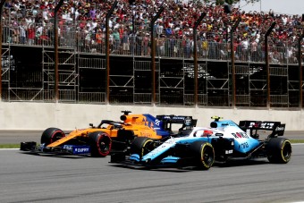 F1: A McLaren nyúlta le a Williams szponzorát