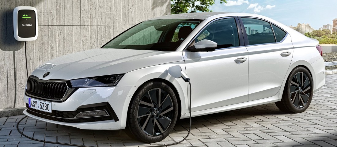 Hibrid lesz a következő sport-Škoda