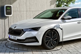 Hibrid lesz a következő sport-Škoda
