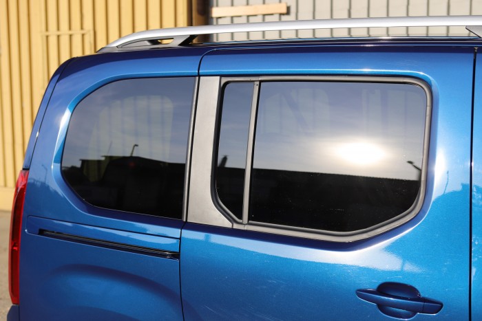 Öt üléssel is jó bármire – Opel Combo Life 9