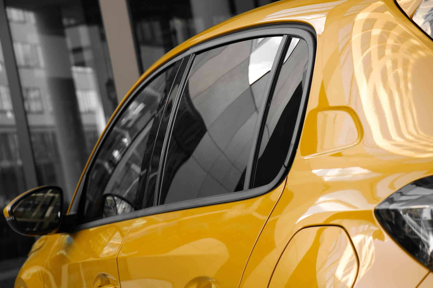 Teszt: Peugeot 208, sárgában – A hét műtárgya 19