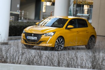 Teszt: Peugeot 208, sárgában – A hét műtárgya
