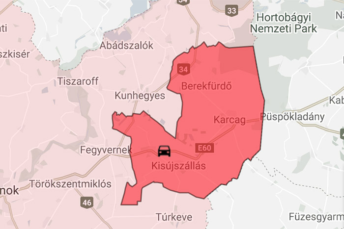 Négy autó repült az árokba Kisújszállásnál 1