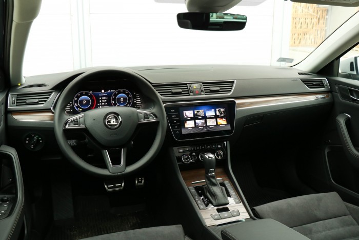 Superb Scout: az elérhetetlen családi autó 7