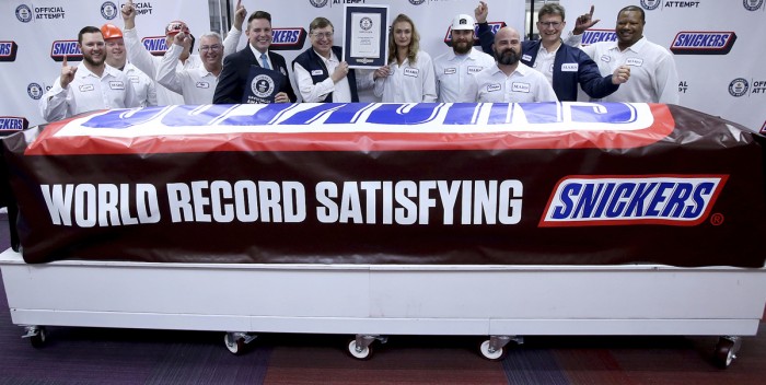 2,3 tonnás lett a Guinness-rekorder csokiszelet 1