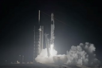 Készen áll a SpaceX emberek szállítására az űrbe