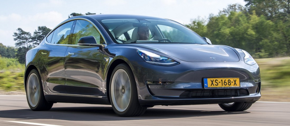 Állami támogatással vehetsz Teslát itthon