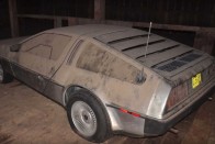32 év után került elő a pajtában porosodó DeLorean 3