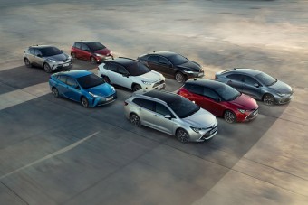 Túl a 15 millió eladott hibriden a Toyota