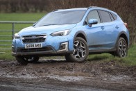Újabb hibrid Subaru érkezett Európába 11