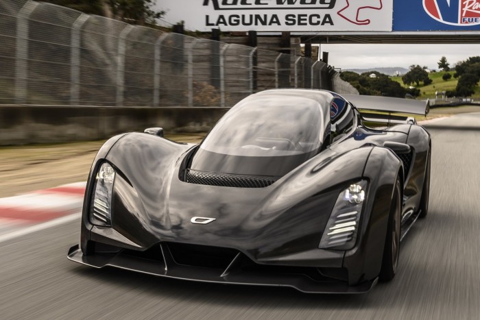 Félelmetes hibrid érkezik a semmiből 9 | Vezess Félelmetes hibrid érkezik a semmiből 9