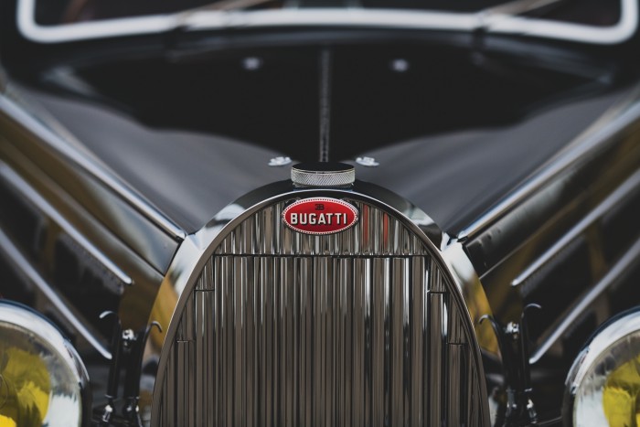 Nincs sötét folt a kabrió Bugatti múltjában 8 | Vezess Nincs sötét folt a kabrió Bugatti múltjában 8