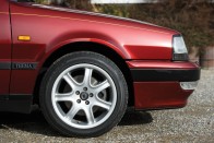 A Ferrari motoros Lancia maga a mézédes olasz luxus 18