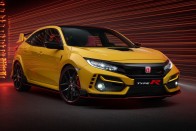 Még keményebb, még finomabb a Honda családi sportautója 22 Még keményebb, még finomabb a Honda családi sportautója 22