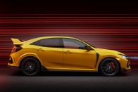 Még keményebb, még finomabb a Honda családi sportautója 17 Még keményebb, még finomabb a Honda családi sportautója 17