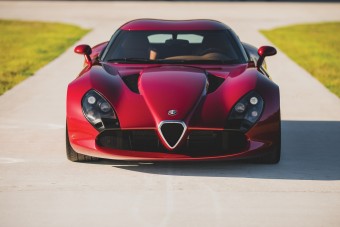 Csodaszép ritkaság a V10-es Alfa Romeo TZ3