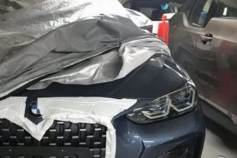 Vigyázz a szemedre, mert jön a 4-es BMW!