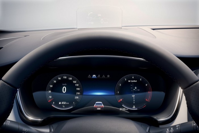 Frissül a Renault nagyautója 6