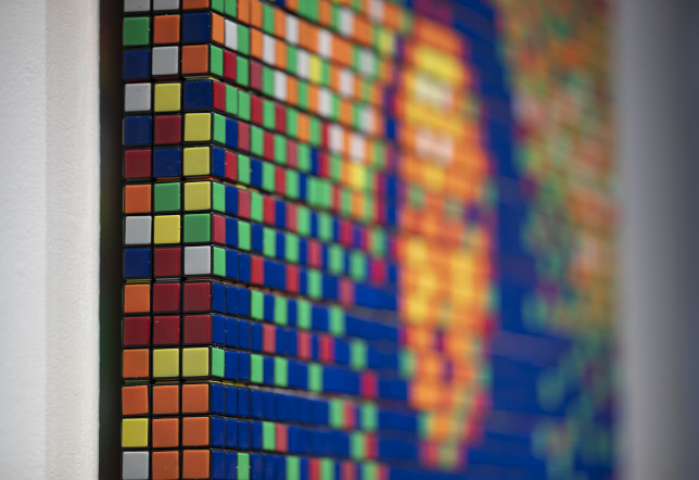 162 milliót fizettek a Rubik-kockából kirakott Mona Lisáért 1